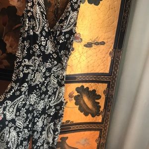 Lightweight, patterned jumpsuit